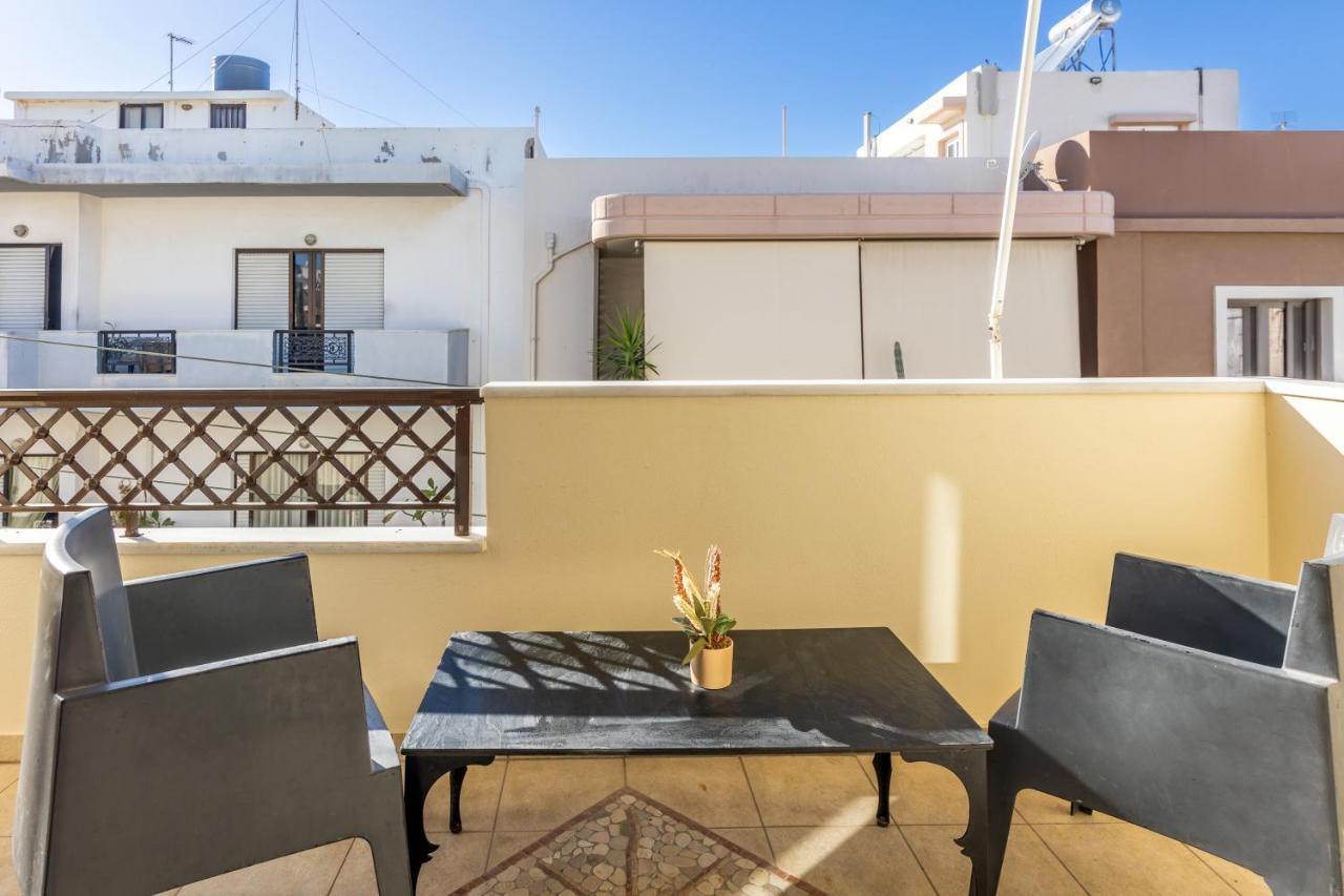Zephyrus Cityscape Condo,By Idealstay Experience Heraklion  Exterior photo