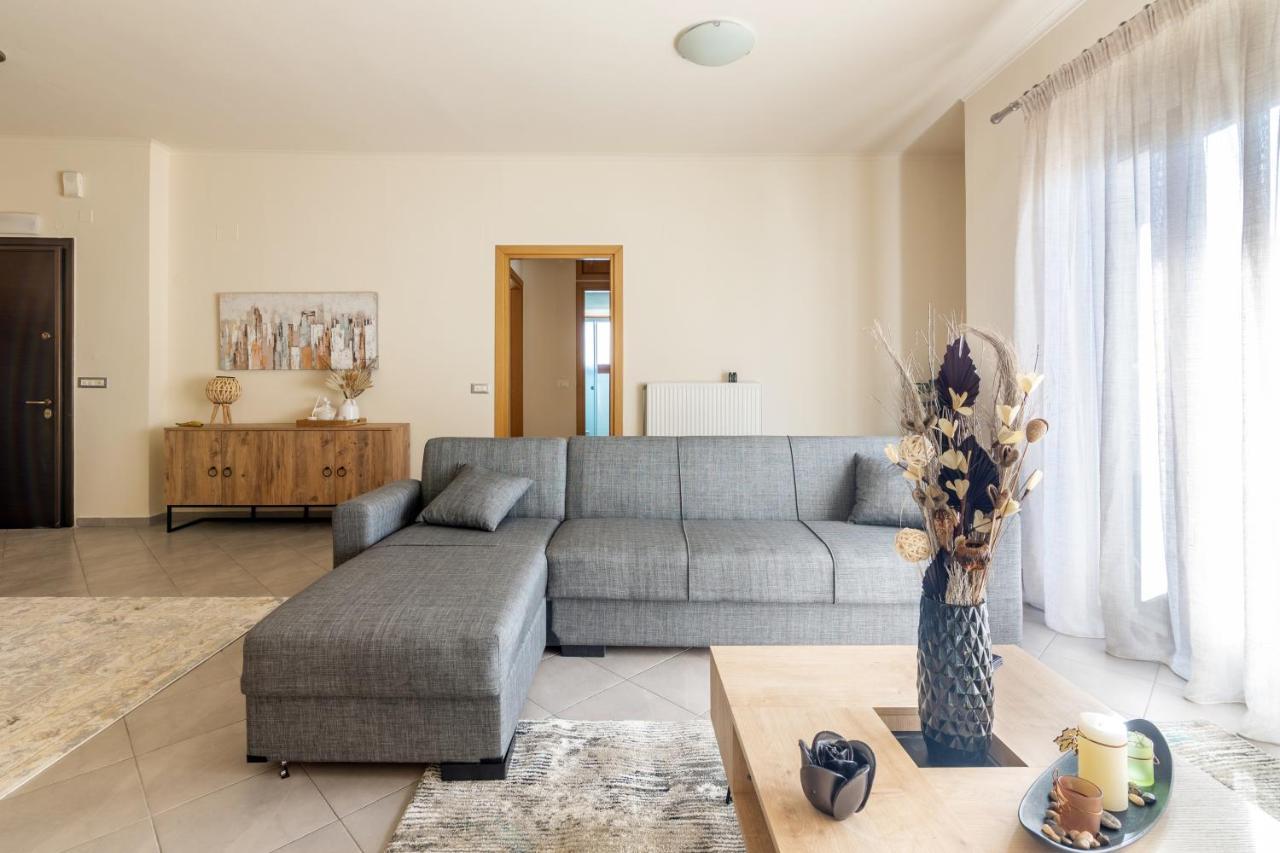 Zephyrus Cityscape Condo,By Idealstay Experience Heraklion  Exterior photo